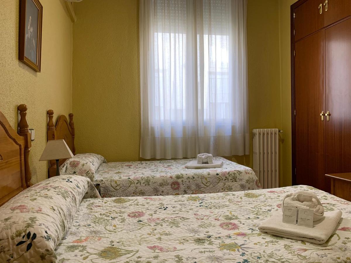 Hostal Internacional Madrid Dış mekan fotoğraf